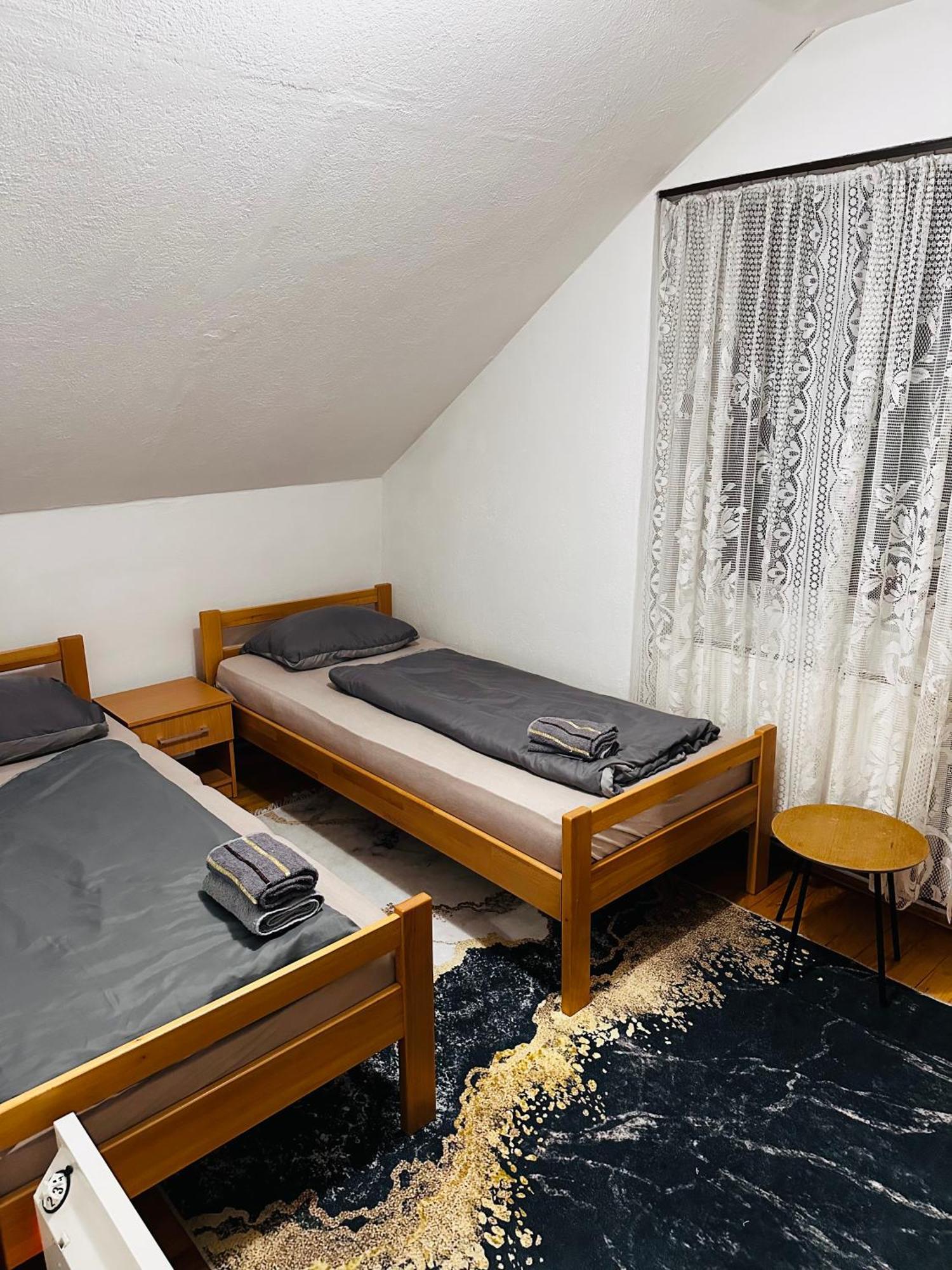 Rooms Cobras II Jajce Exteriör bild